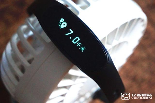 bong 3 HR智能手環(huán)首發(fā)開箱評測 169的價格和小米手環(huán)2比怎樣？
