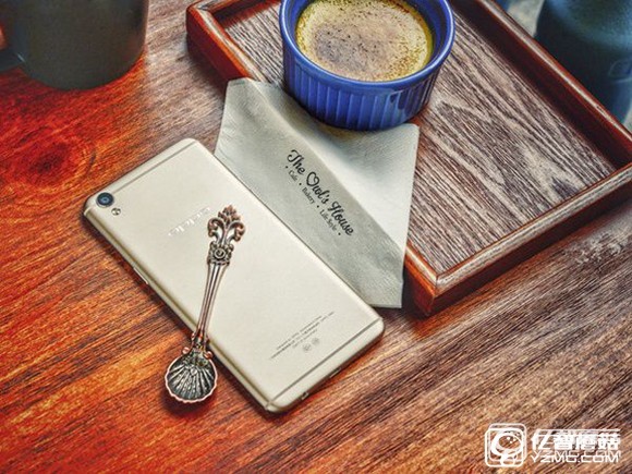 2016高性價比手機(jī)有哪些?2000左右高性價比手機(jī)推薦