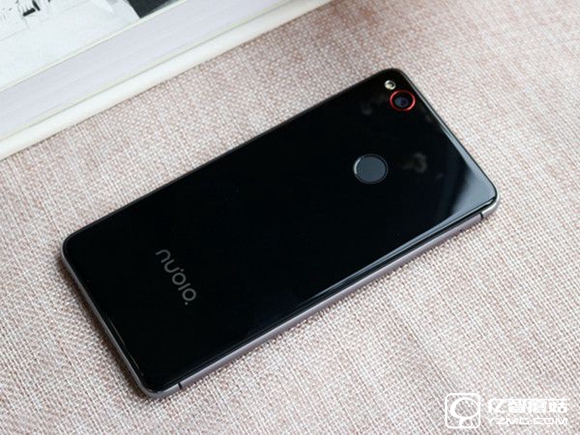 nubia Z11 mini nubia Z11 mini