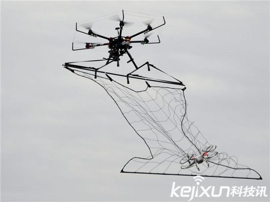 盤點:世界上那些智能機器人 超級警察