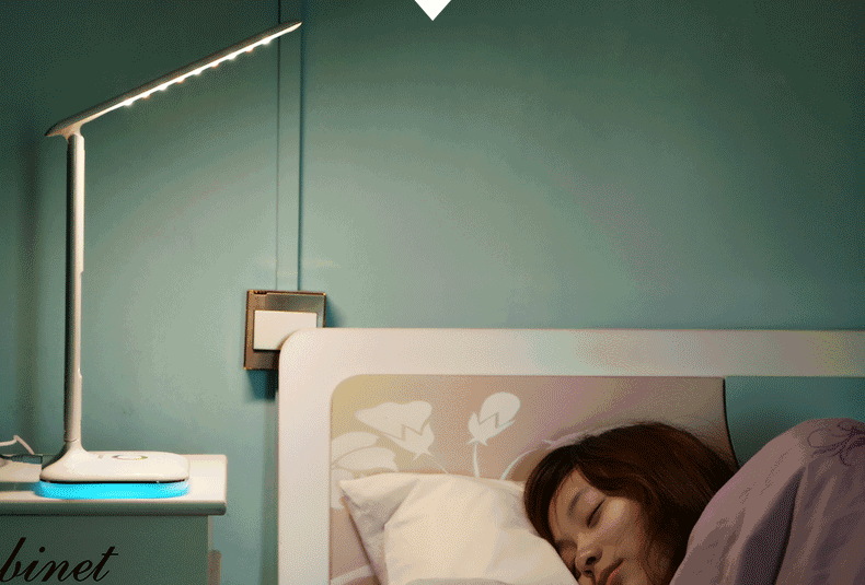 REMAX折疊護眼臺燈:路遙知馬力日久見燈芯