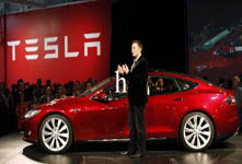 特斯拉事故頻發(fā)還漲價? 消費者并不買賬!