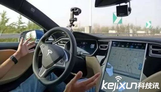 特斯拉更新自動駕駛系統 多項升級確保安全