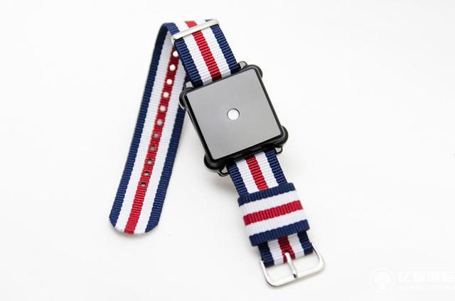 沒有屏幕的Moment智能手表居然還能這么用！ 