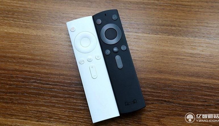 小米盒子3增強版和天貓魔盒3Pro遙控器對比 小米盒子3增強版和天貓魔盒3Pro遙控器對比