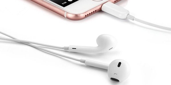 iPhone7/Plus耳機物理按鍵失靈，官方稱即將修復