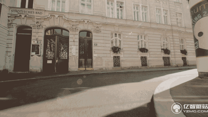 2 這是一輛號稱能自發電的折疊電動自行車