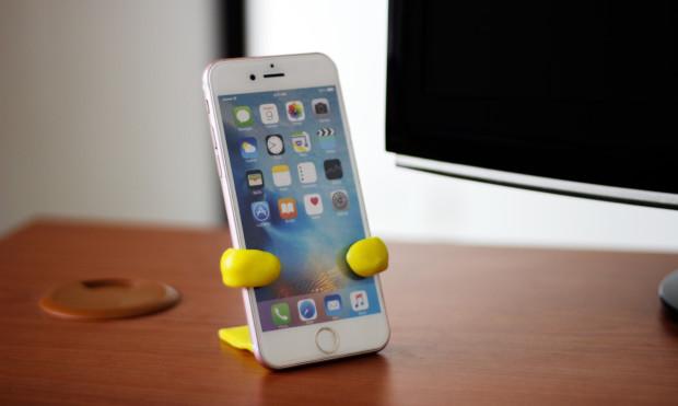 DIY超萌手機(jī)支架？只需要一分鐘和一杯熱水