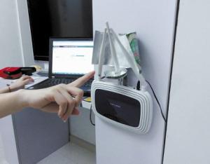 無線路由器信號差怎么辦?