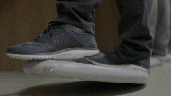 Wurf Board腳墊：讓我們辦公鍛煉兩不誤