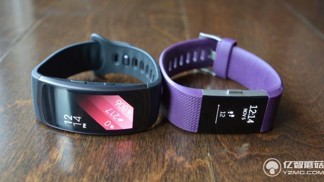 Gear Fit 2對比Fitbit Charge 2 誰更好用?