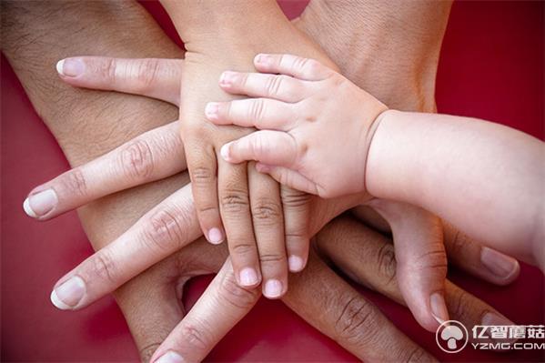 指甲縫里有塵土？ 試試這款指甲清潔器