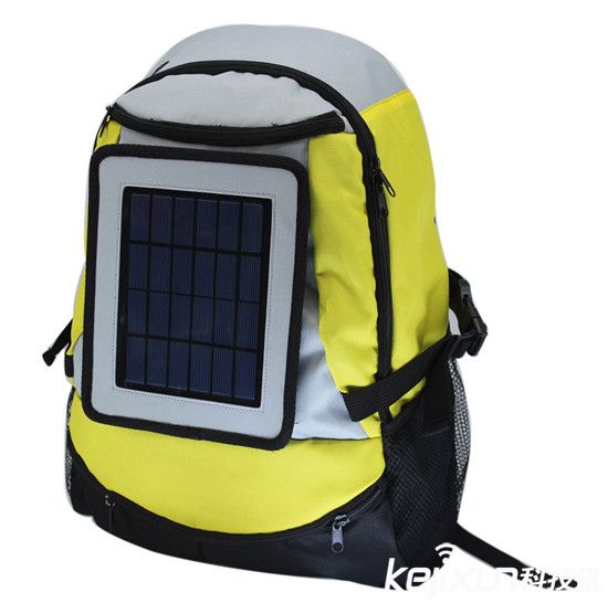 太陽能背包：讓你的旅途不再缺電！