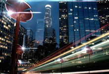 Totem太陽能路燈 可提供WiFi為電動汽車充電