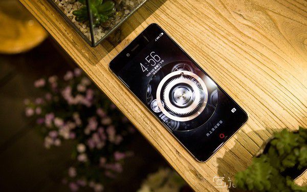 努比亞Z11 miniS <a href=/tags/508-0.html target=_blank class=infotextkey>努比亞</a>Z11 miniS