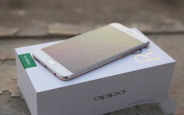 OPPO R9s <a href=/tags/574-0.html target=_blank class=infotextkey>OPPO</a> R9s