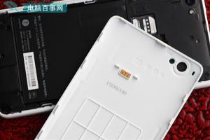 堅果手機怎么裝卡 堅果手機 sim卡安裝圖文教程