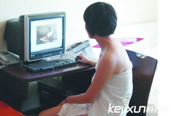 美國電腦要求強(qiáng)制安裝反色情軟件：花錢才能解鎖