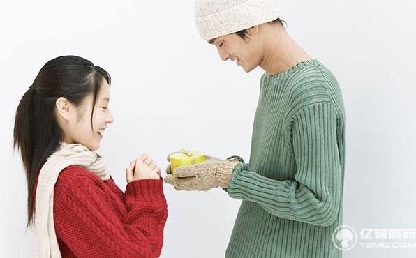 圣誕節(jié)送什么？適合送女孩的電視盒子推薦