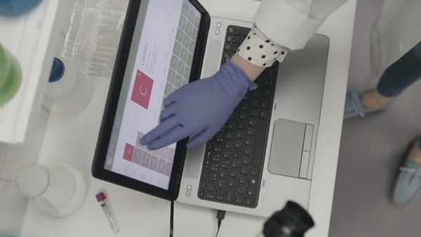 像iPad一樣操控筆記本？這個小玩意就能滿足你 智能公會