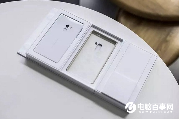 小米MIX白色版和黑色版哪個好看?小米MIX黑色與白色的區別