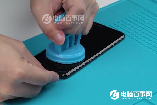 小米6后蓋怎么打開 小米6拆后蓋教程