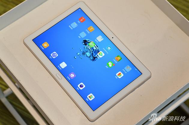 榮耀Waterplay平板評測 一款可以在水中使用的平板電腦