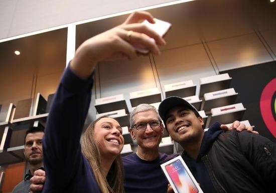 iPhone 8/iPhone X訂單超過iPhone 6?庫克要樂了!