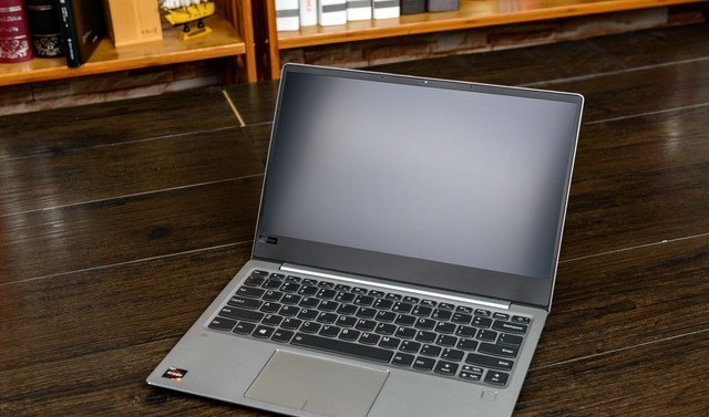 AMD銳龍5 2500U APU怎么樣 AMD R5 2500U評測