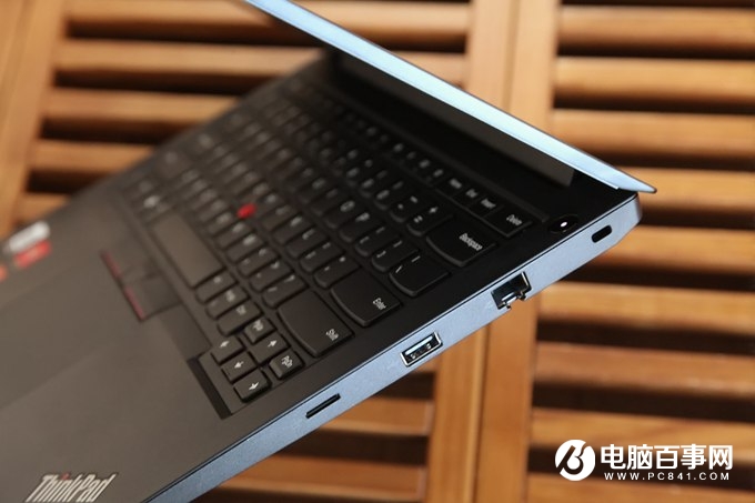 輕薄商務本 ThinkPad E480筆記本圖賞