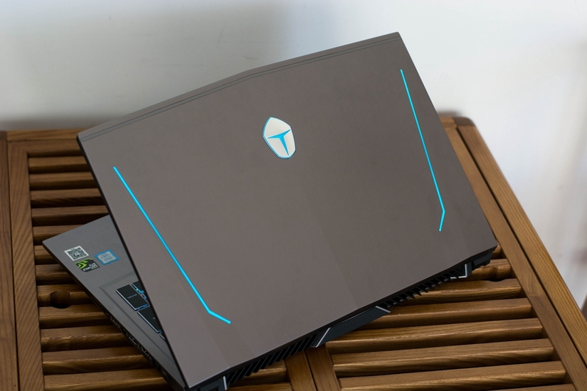 雷神Dino游戲本評測:強悍的性能,今晚吃雞