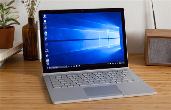 微軟推廉價版Surface Book 2二合一本:一天漲價1200元
