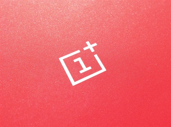 一加6復(fù)仇者聯(lián)盟定制版曝光:驍龍845+8G內(nèi)存 5月發(fā)布