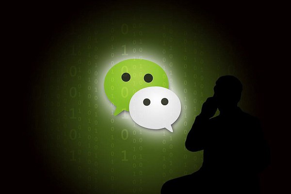 微信收藏拼長圖發(fā)朋友圈教程 微信怎么拼圖?