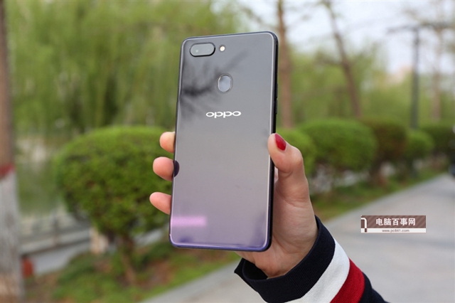 3K檔的熱門旗艦機 榮耀10和OPPO R15買哪個好?