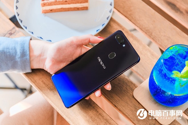 520送什么手機好 8款適合網(wǎng)絡(luò)情人節(jié)送禮的手機推薦