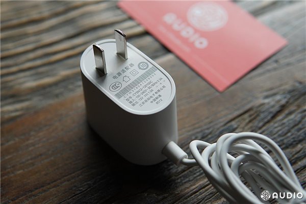 天貓精靈方糖智能音箱評測:麻雀雖小,五臟俱全