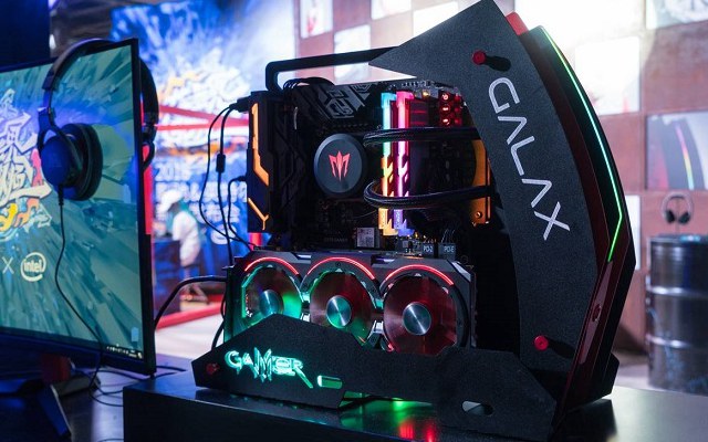 影馳發布旗下首款電競定制游戲主機 售價11999元