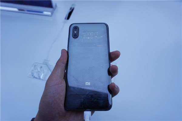 小米8透明探索版配置怎么樣 小米8透明探索版參數與圖賞
