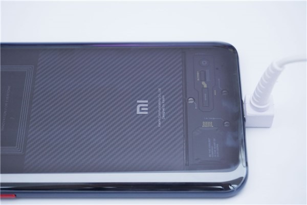 小米8透明探索版配置怎么樣 小米8透明探索版參數與圖賞