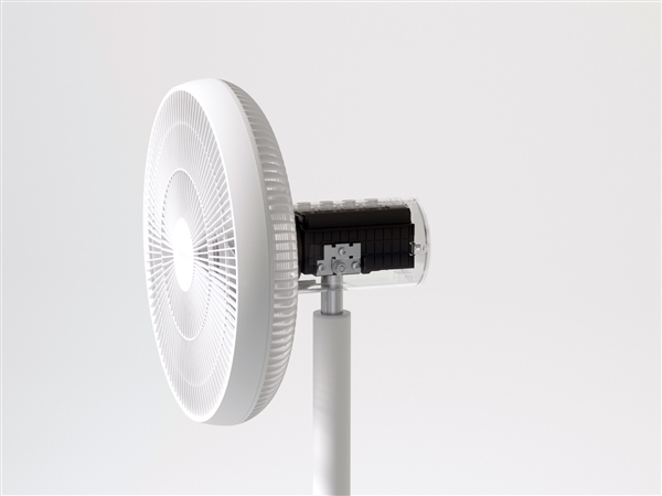 智米自然風(fēng)風(fēng)扇發(fā)布:支持小愛(ài)/內(nèi)置電池續(xù)航20小時(shí)