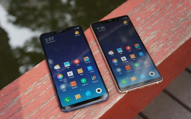 小米8和小米8 SE對(duì)比圖賞 外觀哪個(gè)好看?