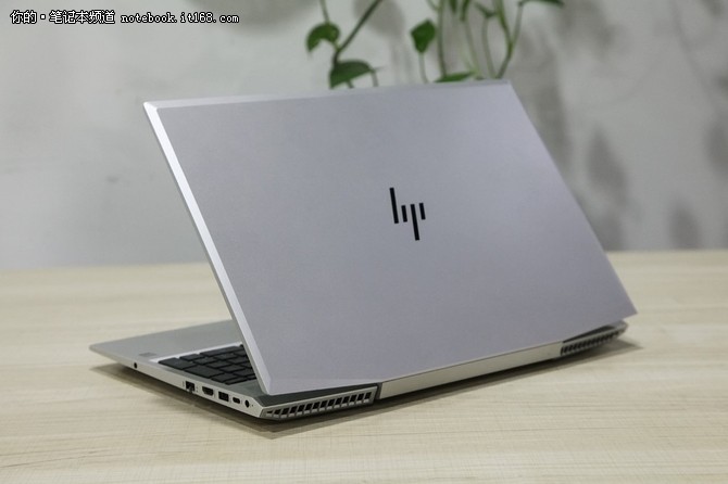 惠普戰99商務本評測:八代酷睿+專業顯卡、輕薄而硬朗