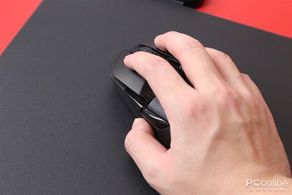 無線充電鼠標真的好用?三大廠商千元級無線充電鼠標對比