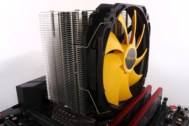 CPU散熱風(fēng)扇怎么選?選購(gòu)從這幾方面入手