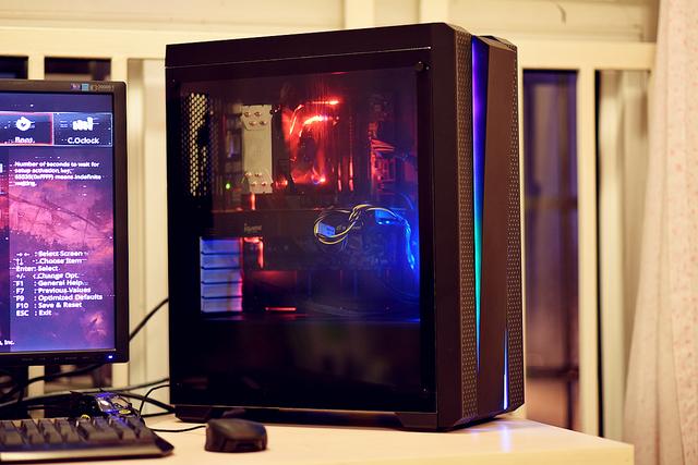 2018分水嶺級游戲電腦主機(jī)配置推薦 6000元六核獨(dú)顯均衡裝機(jī)方案