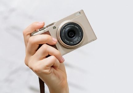 富士發布XF10便攜相機:2400萬像素 售價4300元!