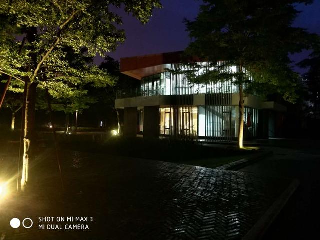 榮耀Note10和小米Max3對比評測 巨屏手機選哪款好?