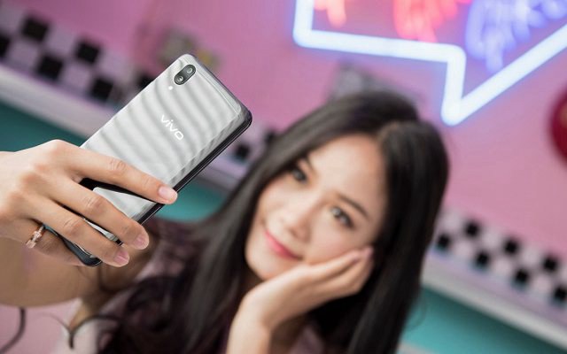 什么手機好看又好用 6款2018高顏值手機推薦