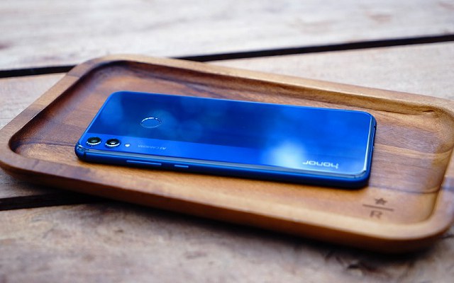 屏占比高的手機有哪些 8款2018屏占比最高的手機推薦